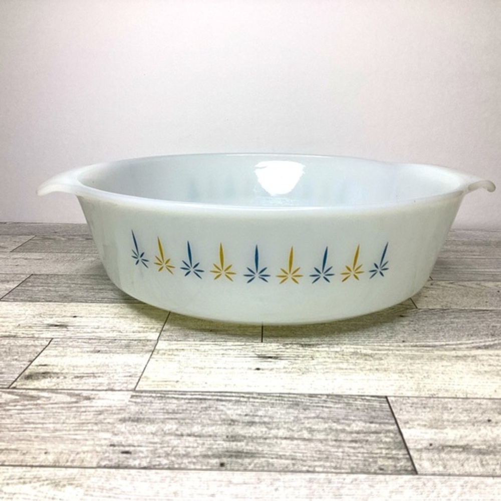 Vintage Anchor Hocking Fire King Candle Glow White Glass 1.5 Qt Casserole Dish